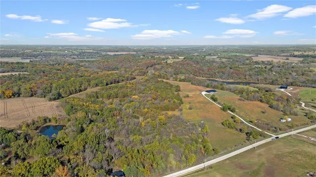 $775,000 | 75 Road Holden Mo 64040, Holden, MO 64040