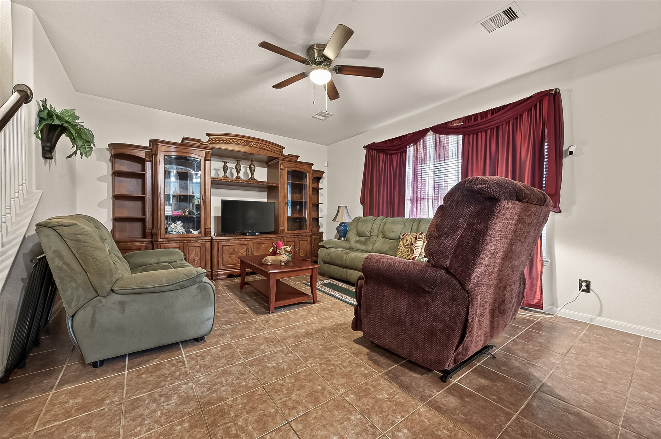 15734 Flagstone Walk Way Houston, TX 77049 - Photo 11 of 47 Gallery Image 11