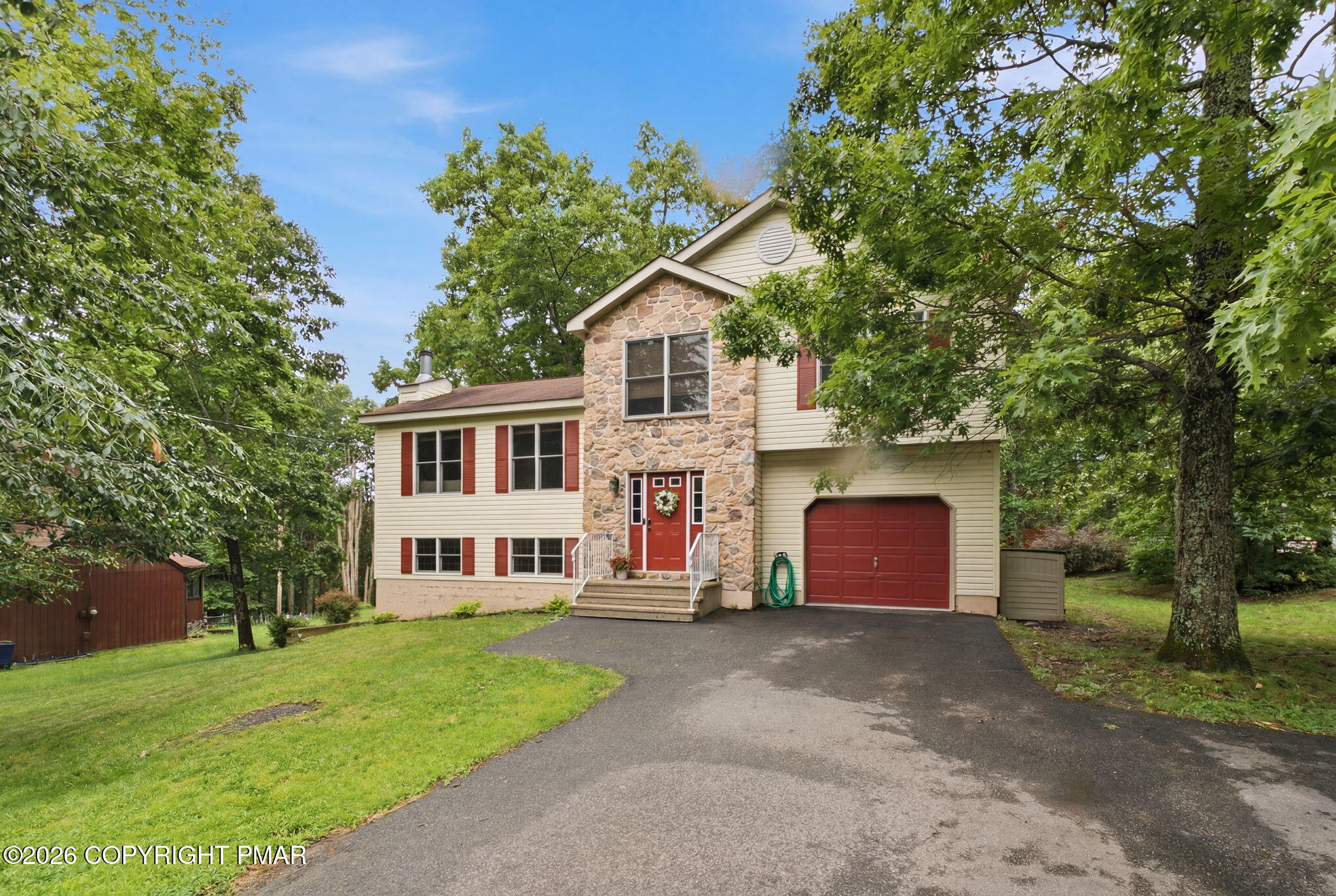 4896 Pine Ridge Drive West Bushkill, PA 18324 - Photo 2 of 43 6-web-or-mls-DSC00736_reedit_fcf42c67