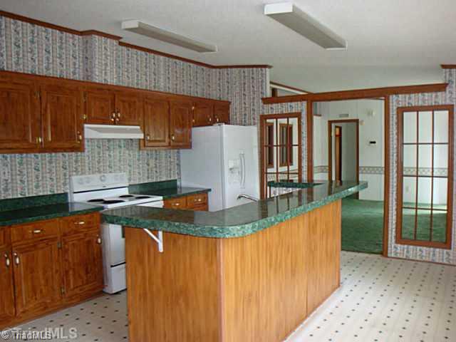 165 Arrowhead Road Ruffin, NC 27326 - Photo 7 of 10 Kitchen.