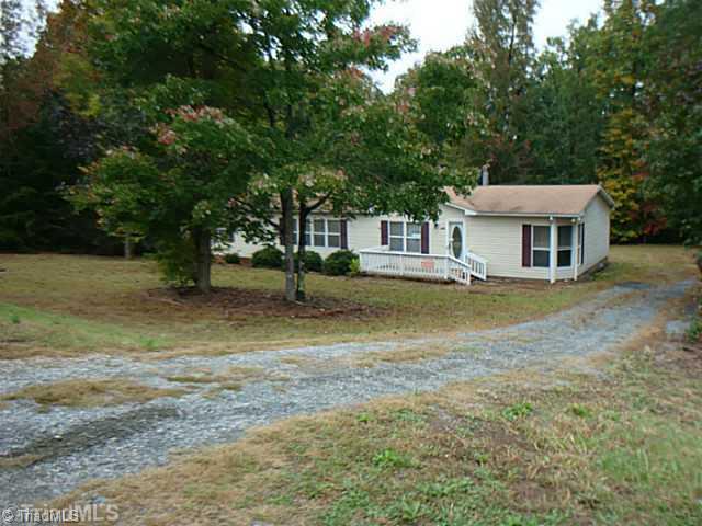 165 Arrowhead Road Ruffin, NC 27326 - Photo 9 of 10 Exterior Front.