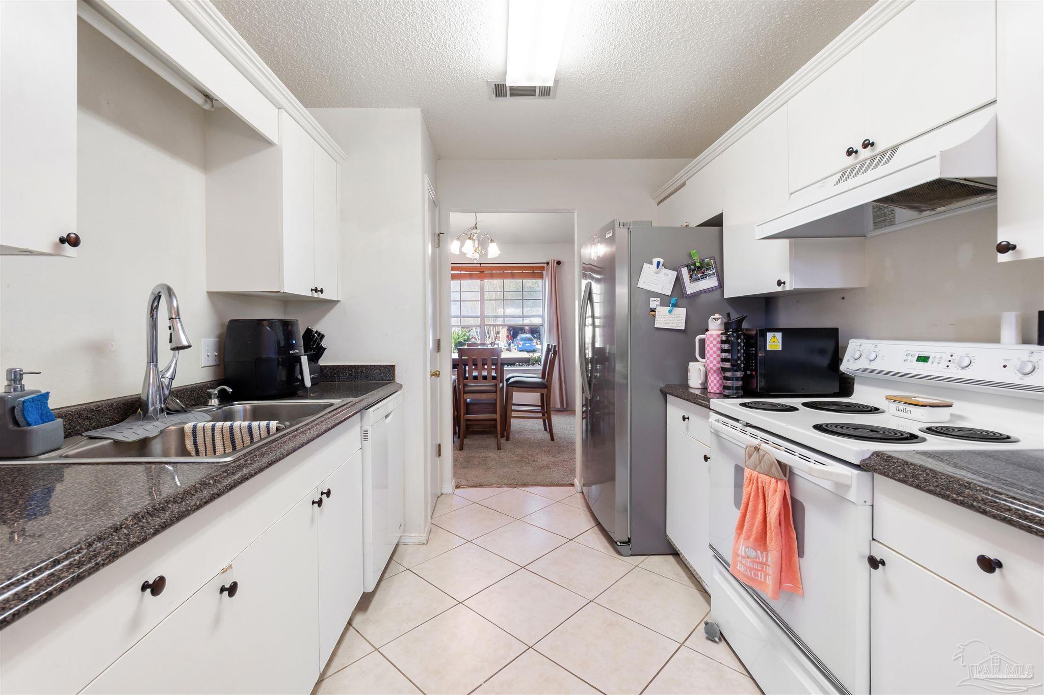 4344 Chantilly Way Milton, FL 32583 - Photo 14 of 52