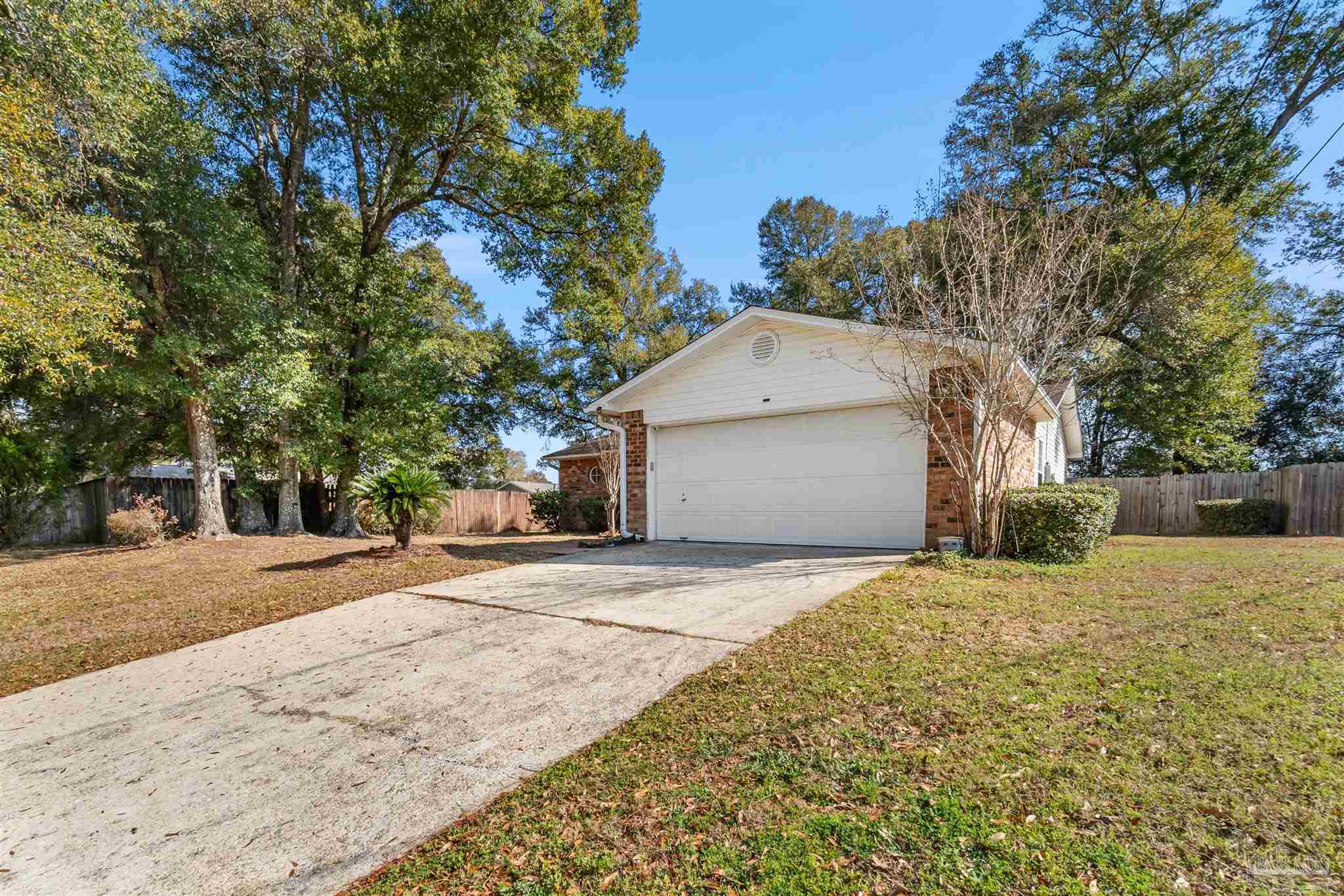 4344 Chantilly Way Milton, FL 32583 - Photo 48 of 52