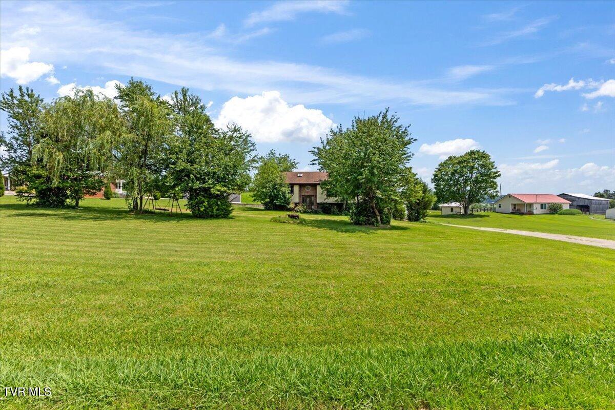 227 Kinchloe Mill Road Jonesborough, TN 37659 - Photo 38 of 46 05-128A3329
