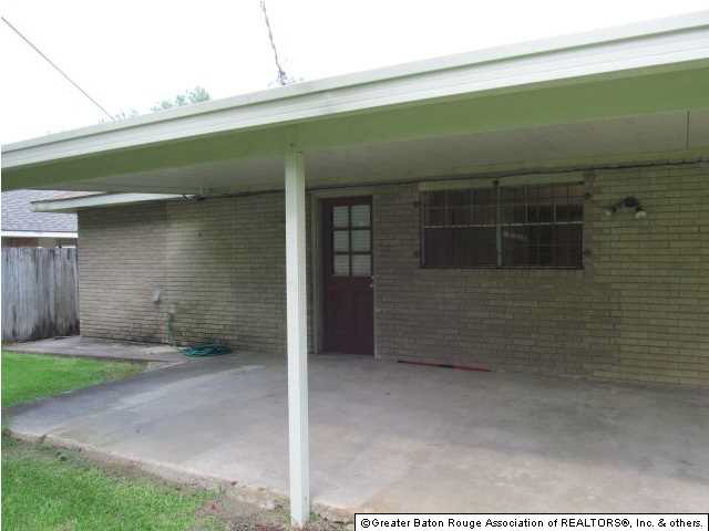2350 Cedarcrest Avenue Baton Rouge, LA 70816 - Photo 3 of 9