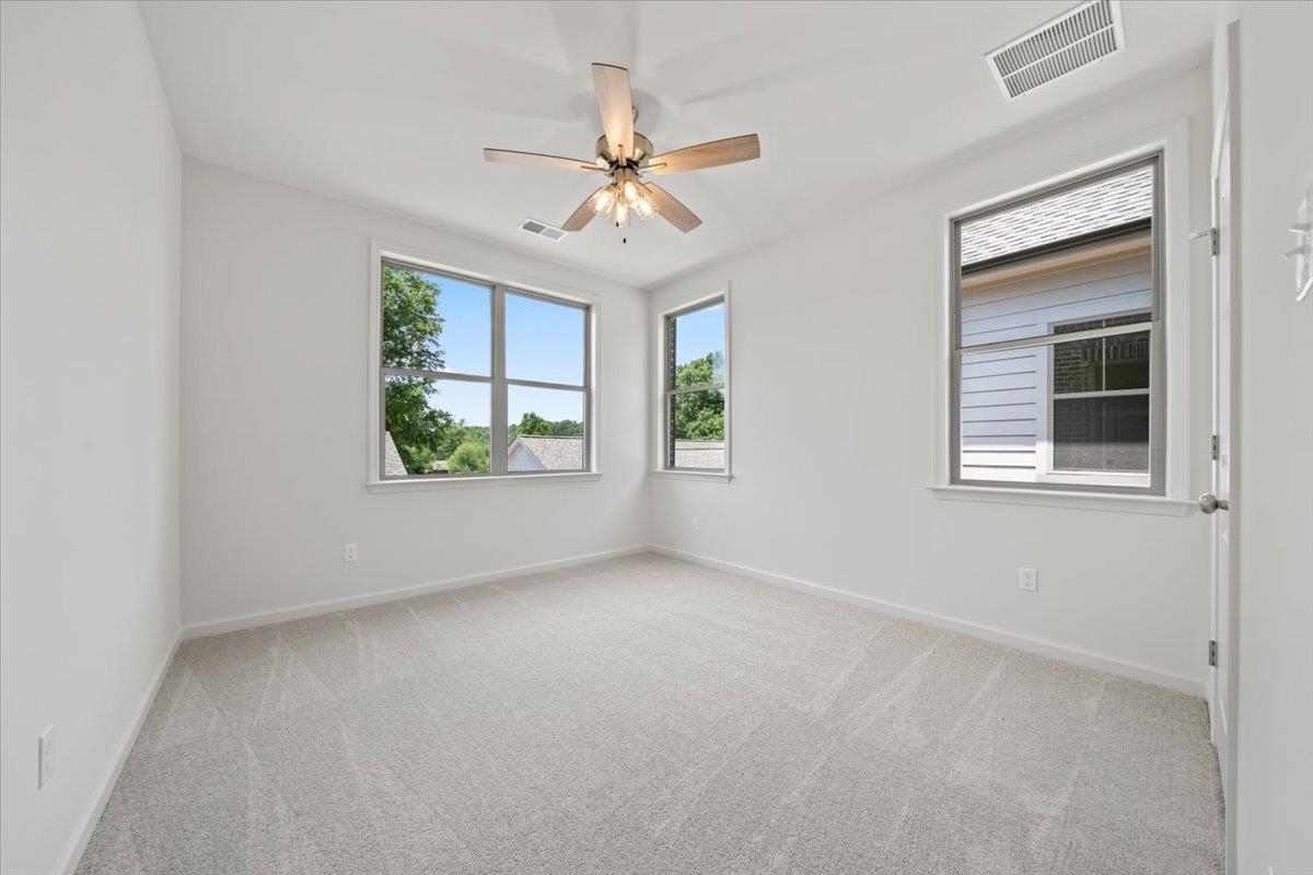 889 Aldwick Drive Collierville, TN 38017 - Photo 18 of 35