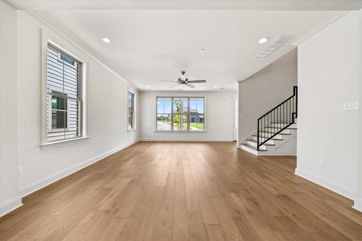 889 Aldwick Drive Collierville, TN 38017 - Photo 5 of 35