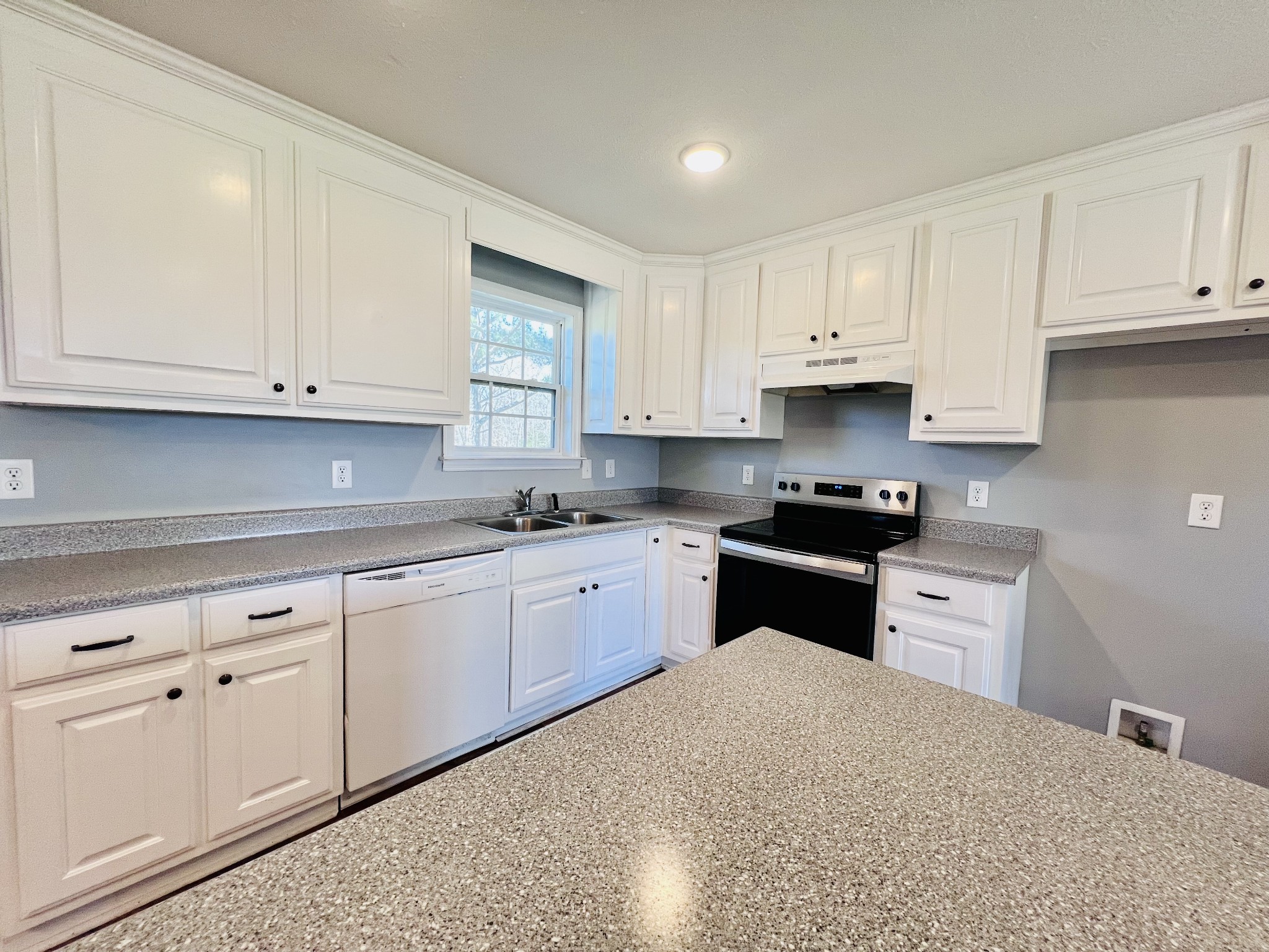 409 Wells Lee Road Elora, TN 37328 - Photo 5 of 25