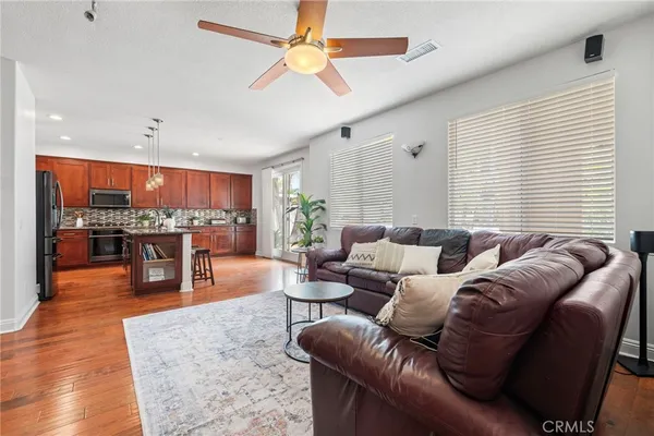 $1,475,000 | 38 Sunny Slope, Rancho Santa Margarita, CA 92688