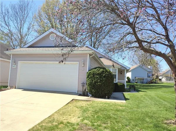 $258,500 | 16601 East 53rd Street South, Independence, MO 64055