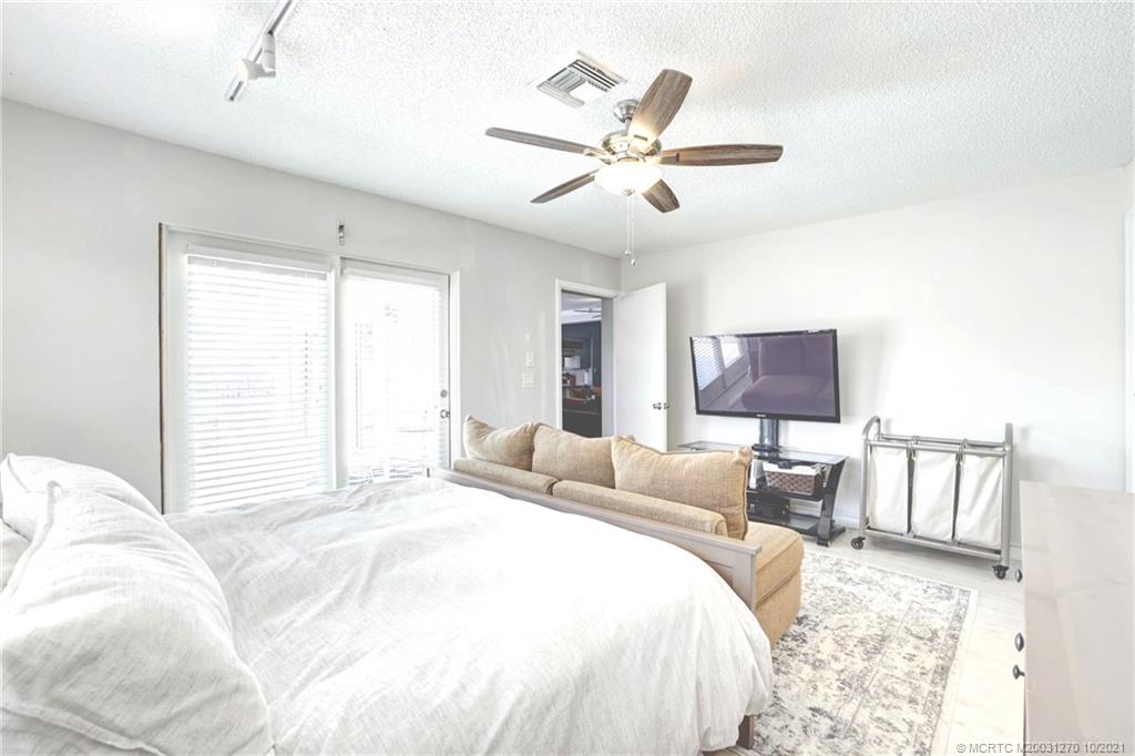 1229 Southwest Dyer Point Road Palm City, FL 34990 - Photo 23 of 32 Gallery Image 23