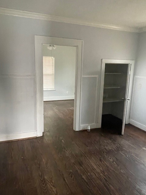 3815 Baden Street Houston, TX 77009 - Photo 6 of 7 an empty room with closet