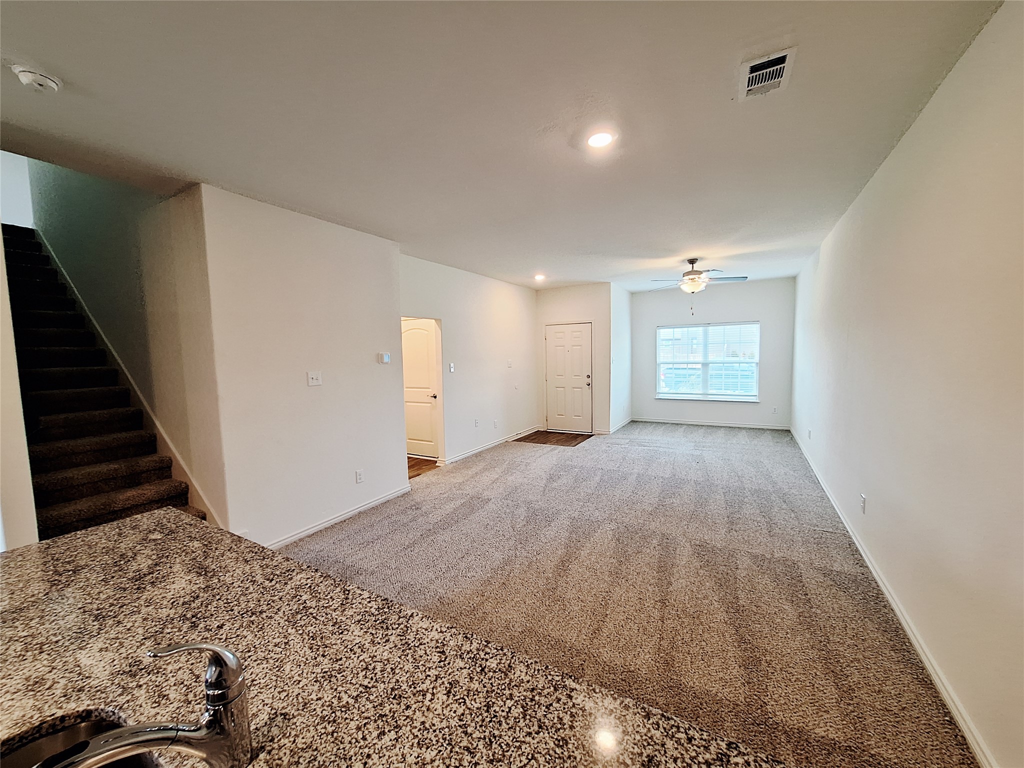 14417 Prairie Sod Lane Elgin, TX 78621 - Photo 4 of 29