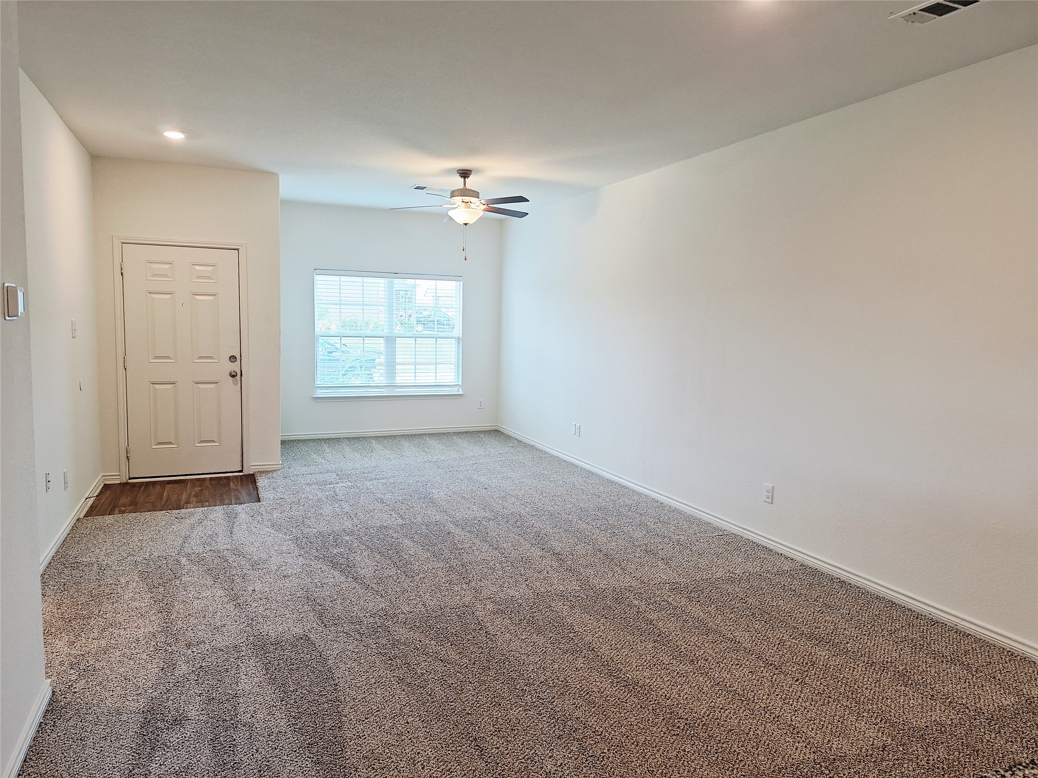 14417 Prairie Sod Lane Elgin, TX 78621 - Photo 5 of 29