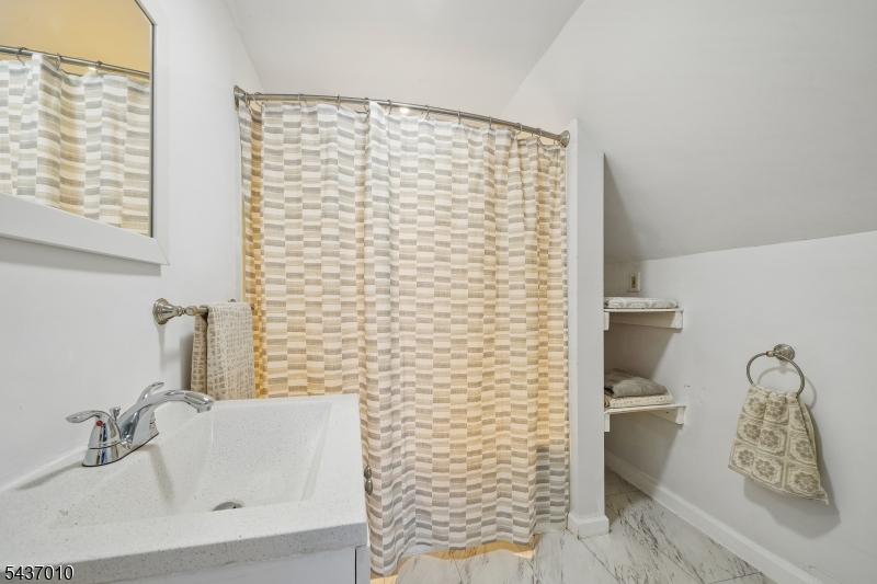 14 Grove Terrace Montclair, NJ 07042 - Photo 21 of 37