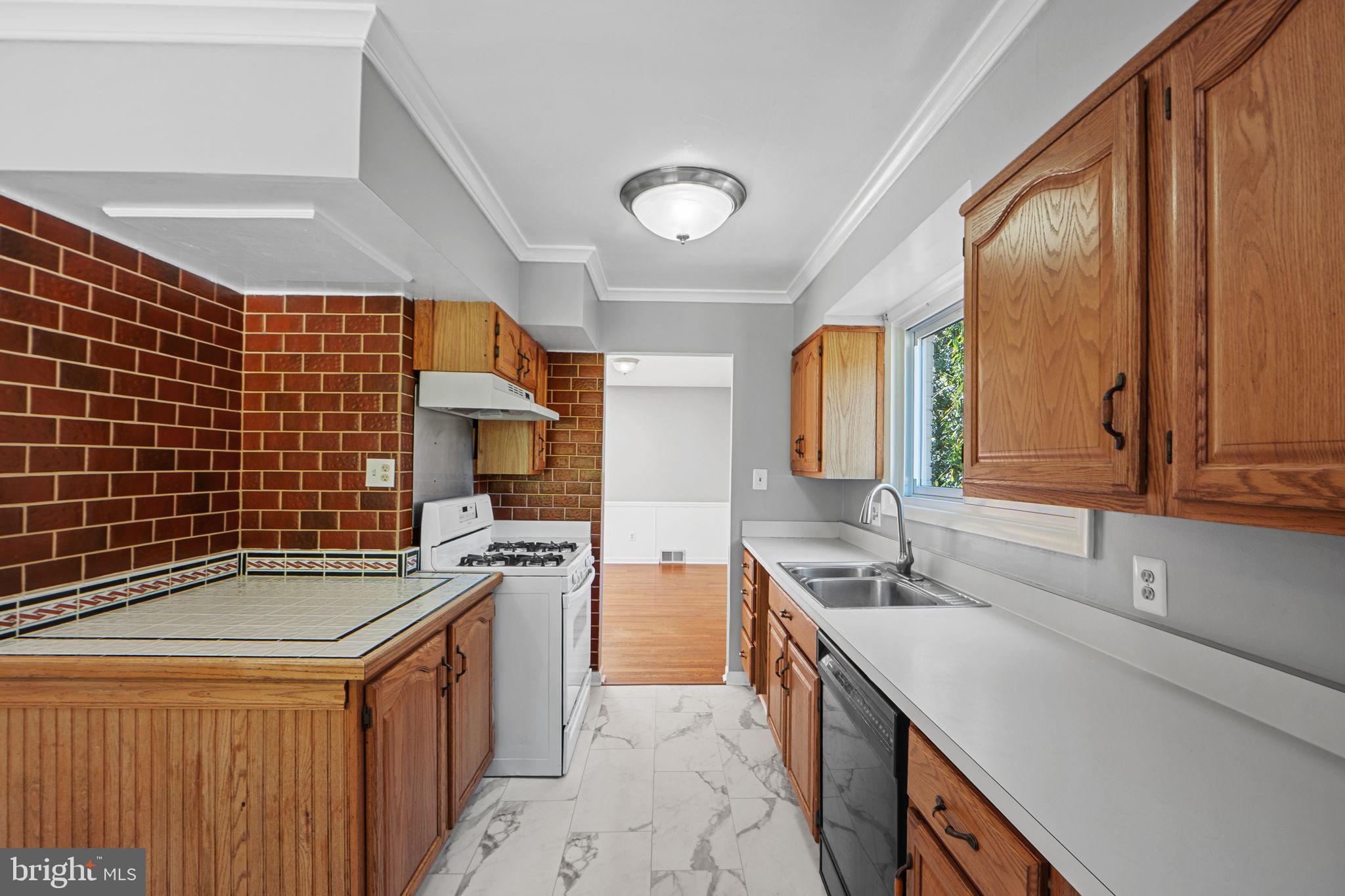 3603 Cornell Road Fairfax, VA 22030 - Photo 15 of 46