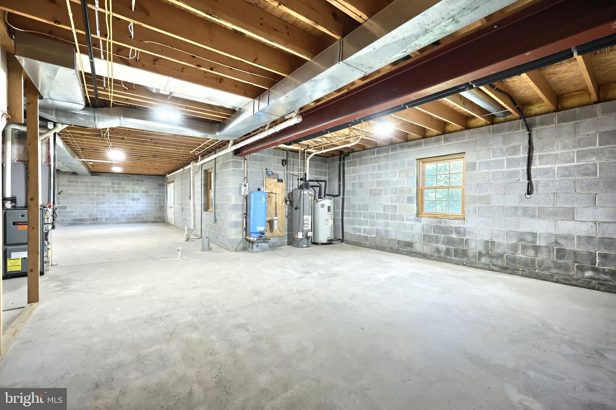 965 East Butter Road York, PA 17406 - Photo 43 of 54