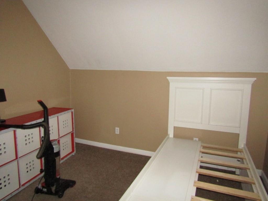 355 Days Run Road Tarentum, PA 15084 - Photo 12 of 22