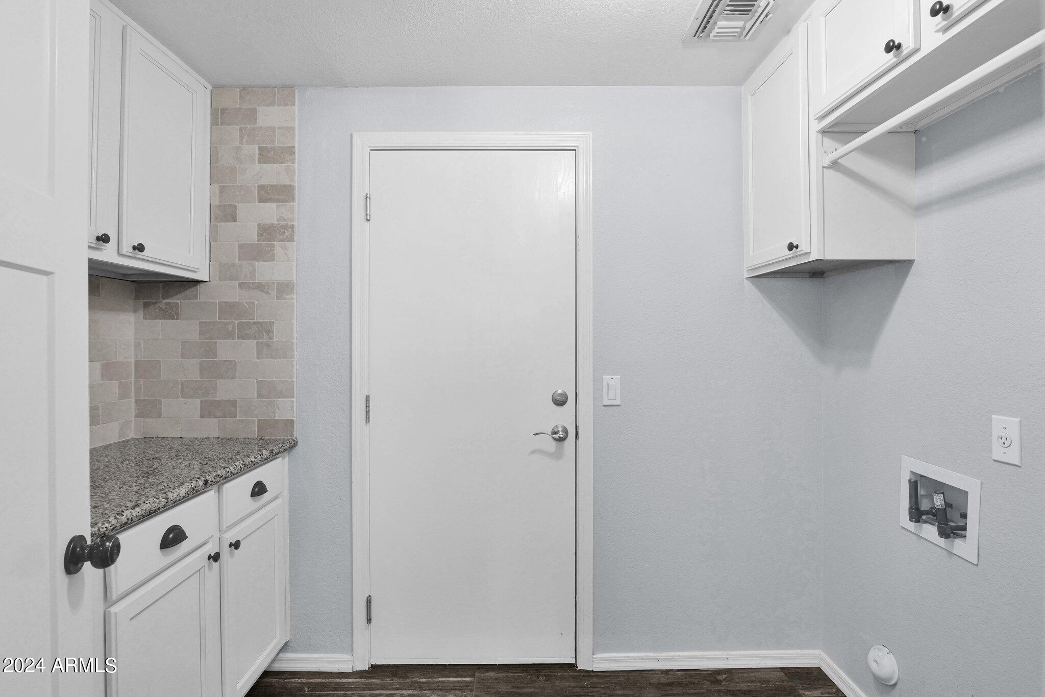 3298 East Bonanza Road Gilbert, AZ 85297 - Photo 20 of 55 3298 Bonanza - 15Laundry Room