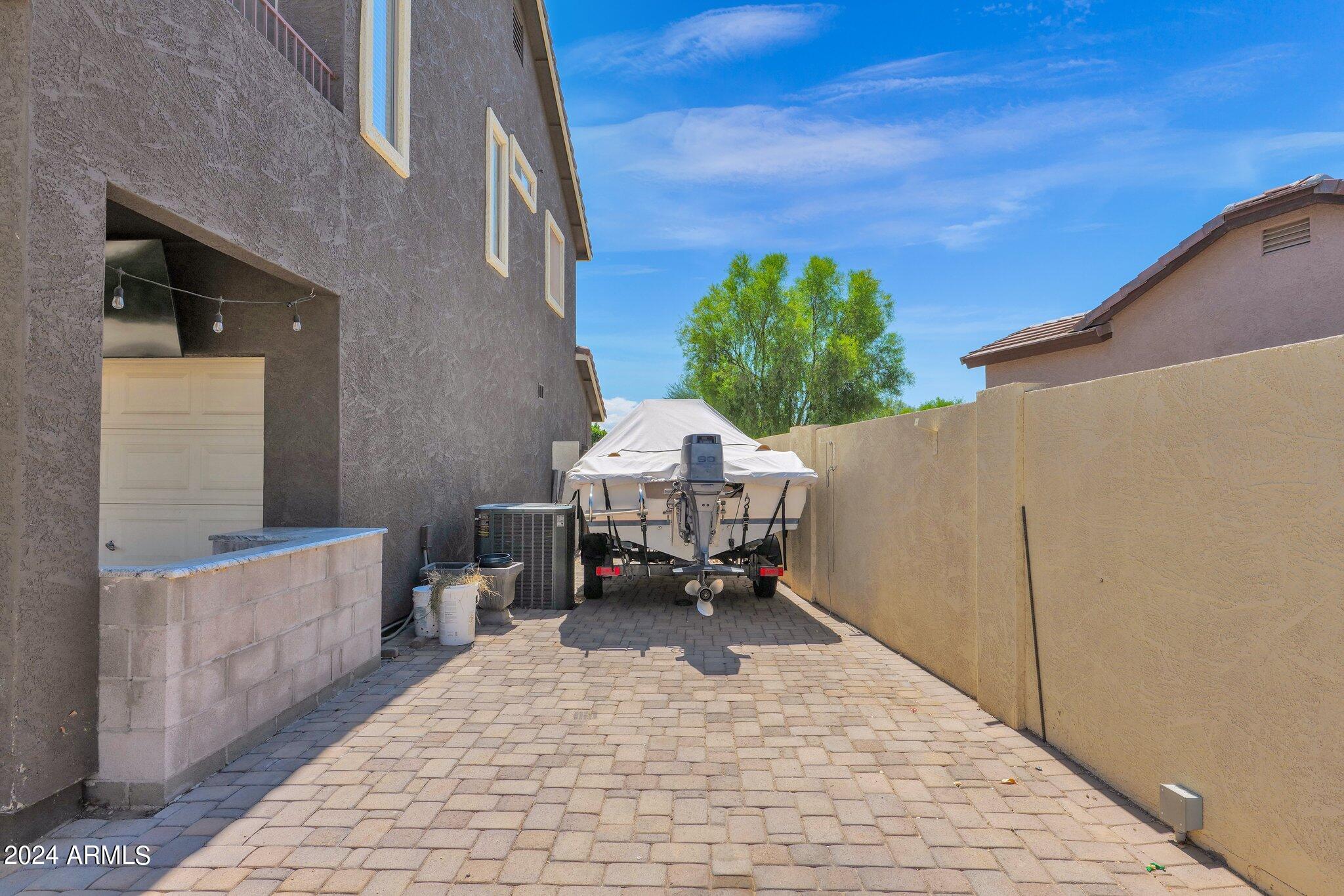 3298 East Bonanza Road Gilbert, AZ 85297 - Photo 43 of 55 3298 Bonanza - 37 Sideyard Parking