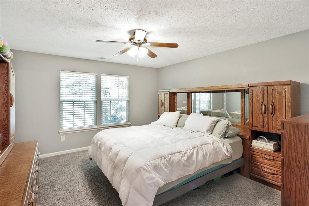 5554 Fair Ridge Place Indianapolis, IN 46221 - Photo 11 of 24