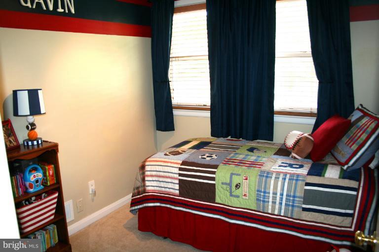 532 Brook Road Towson, MD 21286 - Photo 4 of 18 Bedroom