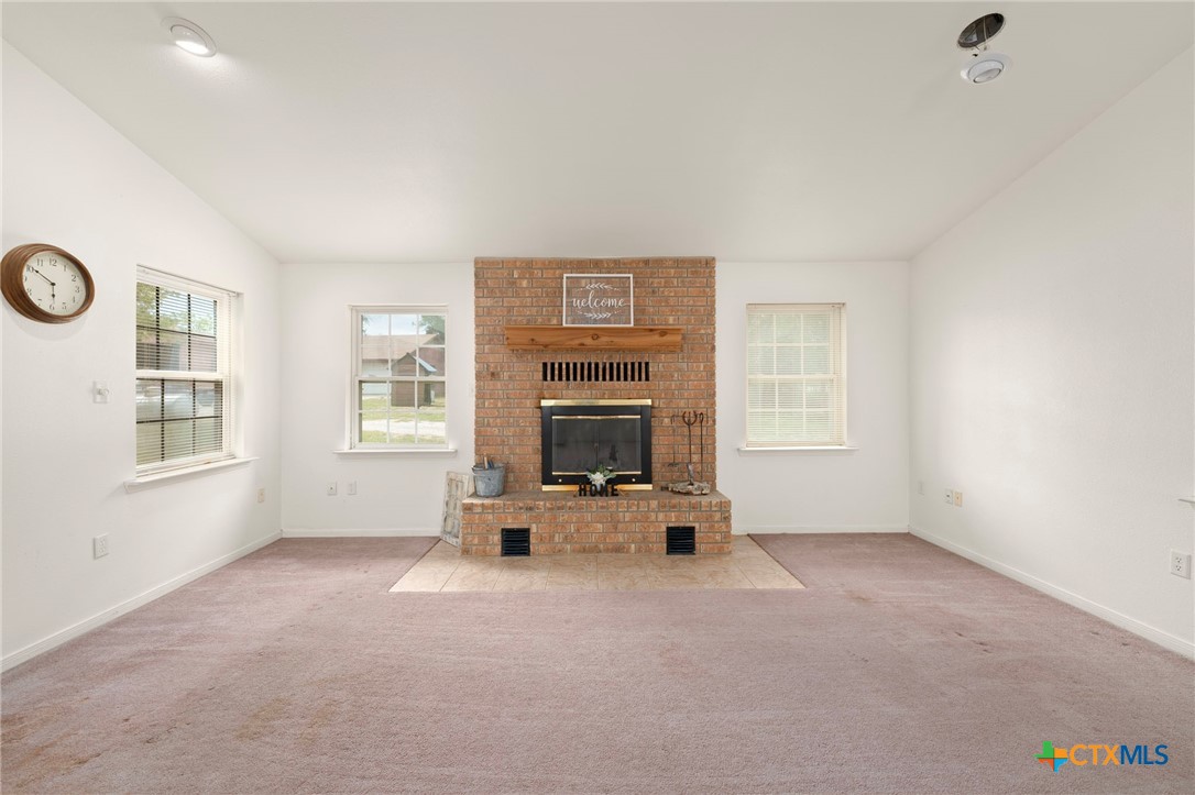 23168 Wolfridge Road Killeen, TX 76549 - Photo 23 of 40 Living area 2 with fireplace