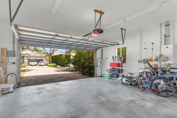 $10,900 | 5794 Southwest 76th Terrace, South Miami, FL 33143