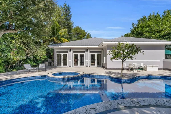 $10,900 | 5794 Southwest 76th Terrace, South Miami, FL 33143