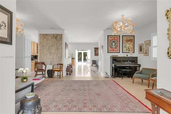 $10,900 | 5794 Southwest 76th Terrace, South Miami, FL 33143