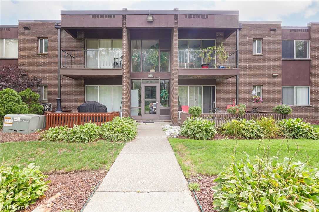 10744 Valley View Road, Unit B4 Northfield, OH 44067 - Photo 1 of 35 Gallery Image 1