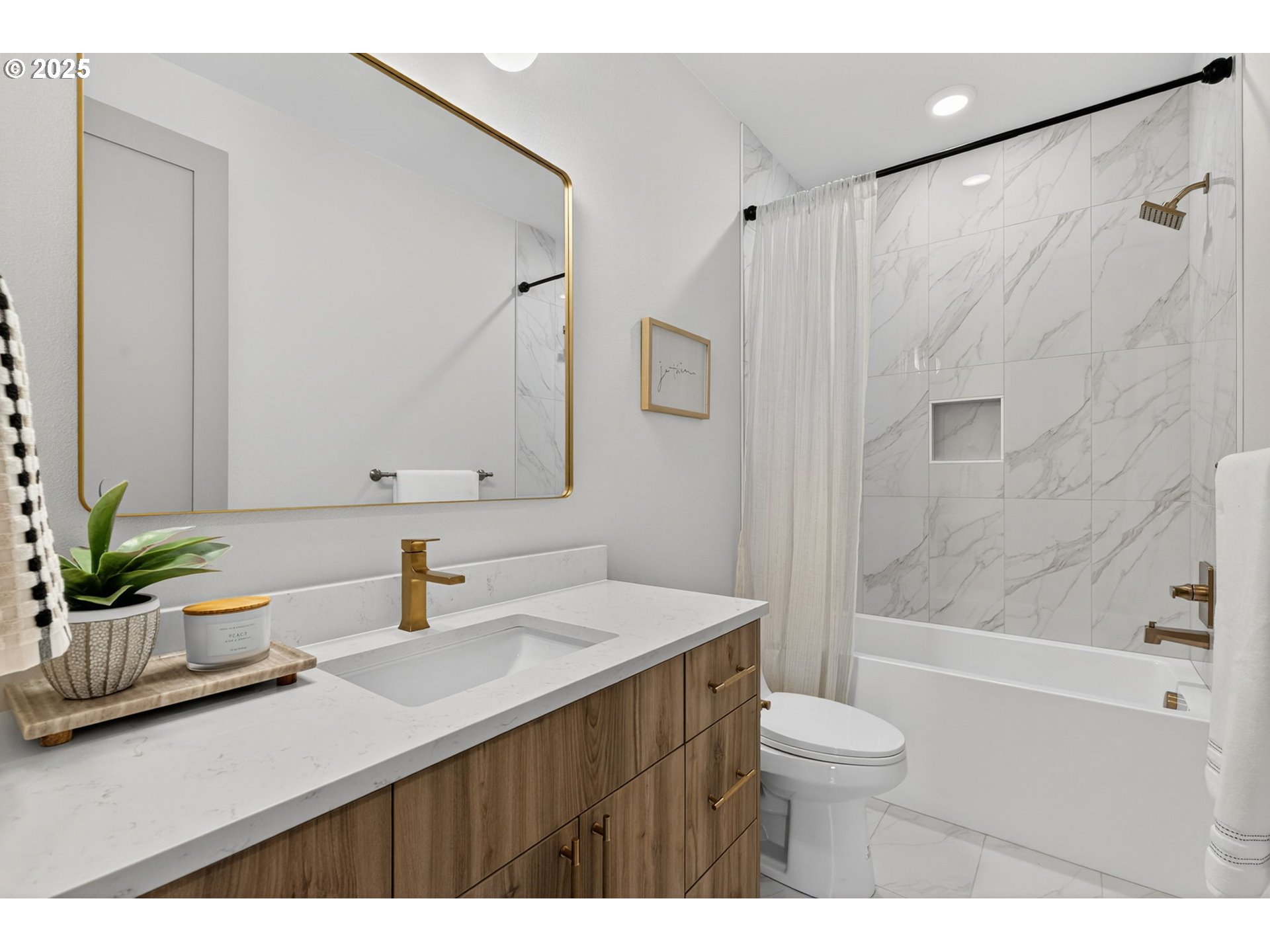 1501 Northwest 8th Avenue Camas, WA 98607 - Photo 34 of 47 a bathroom with a sink a toilet and shower