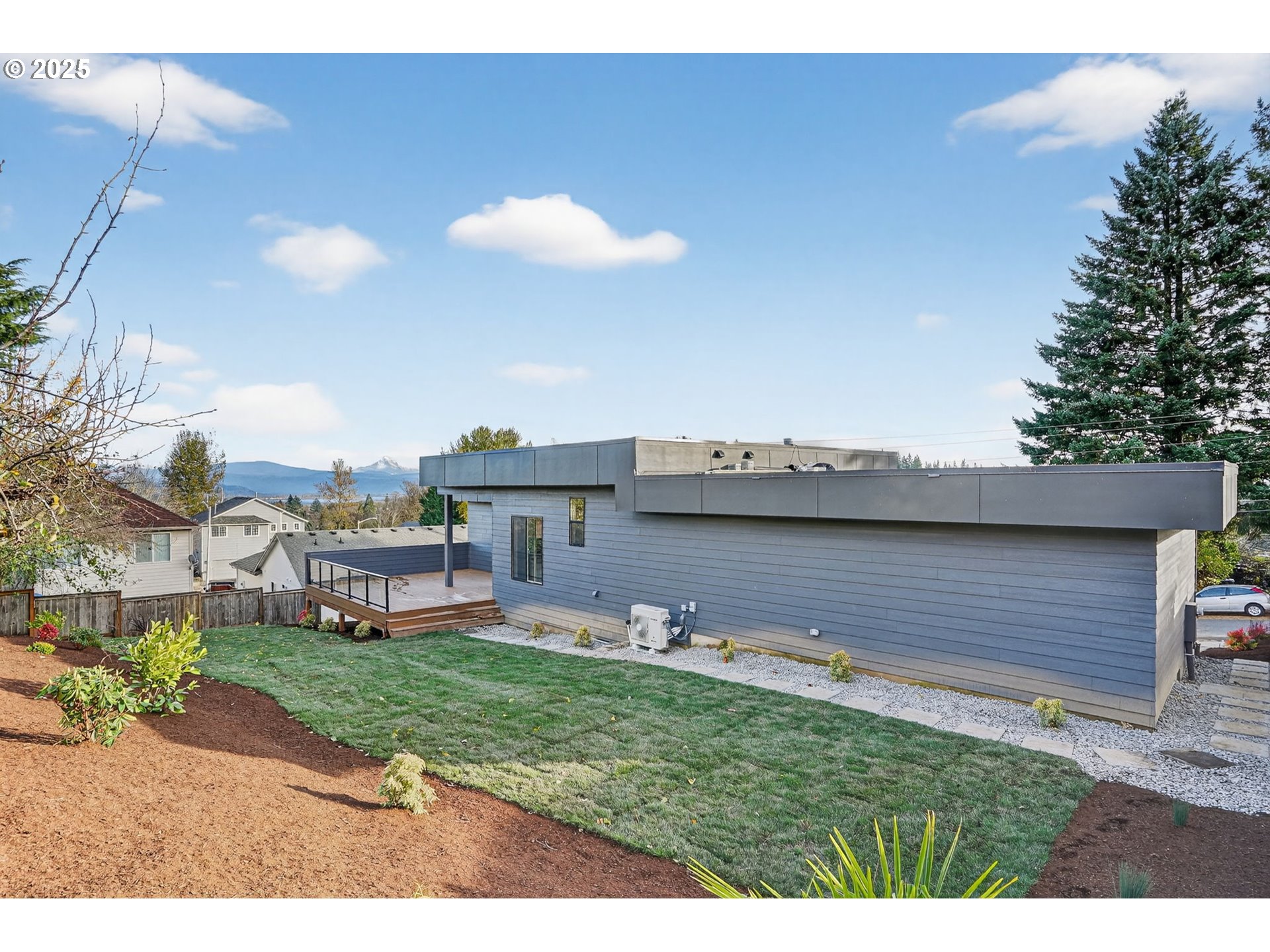 1501 Northwest 8th Avenue Camas, WA 98607 - Photo 44 of 47 a view of a terrace with a garden