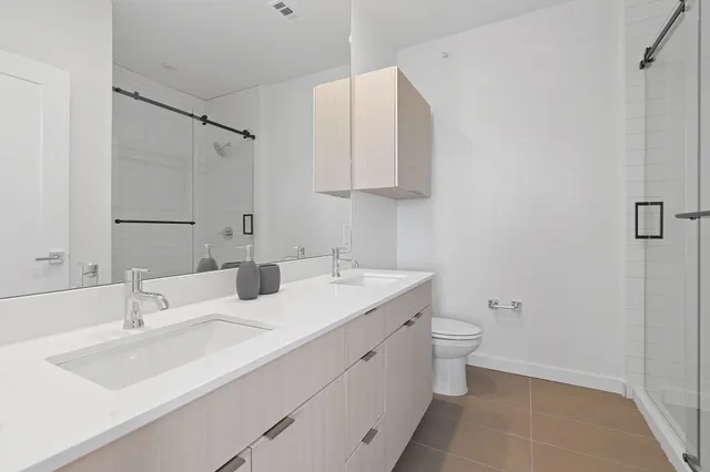 $1,945 | 4802 South Congress Avenue, Unit 124, Austin, TX 78745