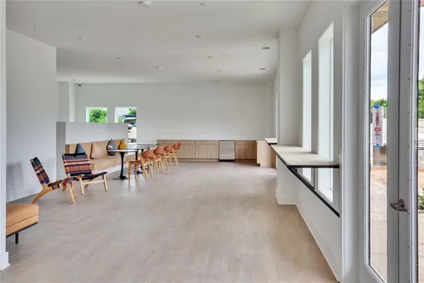 $1,945 | 4802 South Congress Avenue, Unit 124, Austin, TX 78745