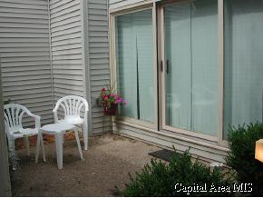 30 Country Place Springfield, IL 62703 - Photo 8 of 9