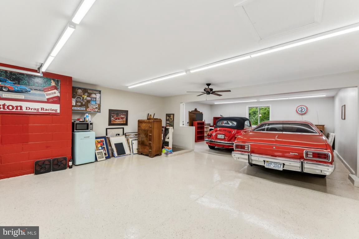 141 Magnolia Road Sterling, VA 20164 - Photo 31 of 43 Gallery Image 31