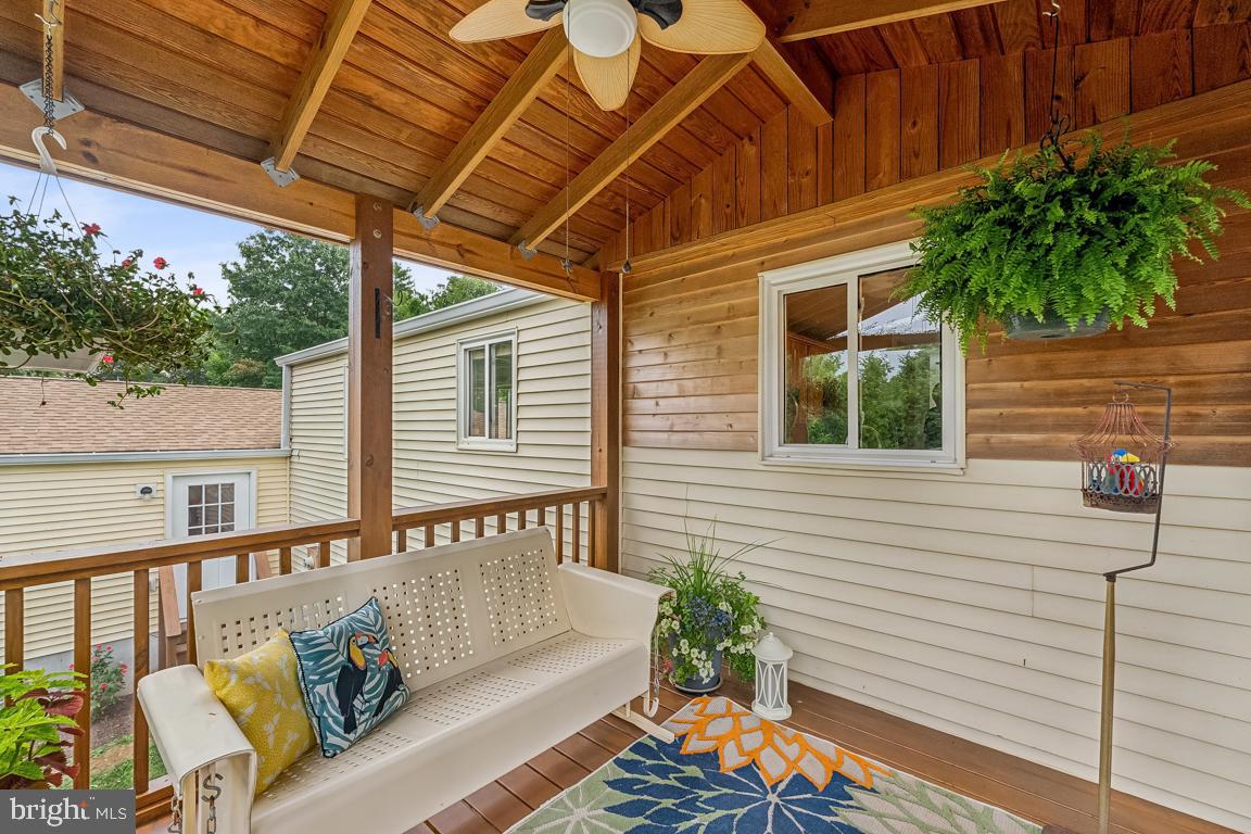 141 Magnolia Road Sterling, VA 20164 - Photo 34 of 43 Gallery Image 34