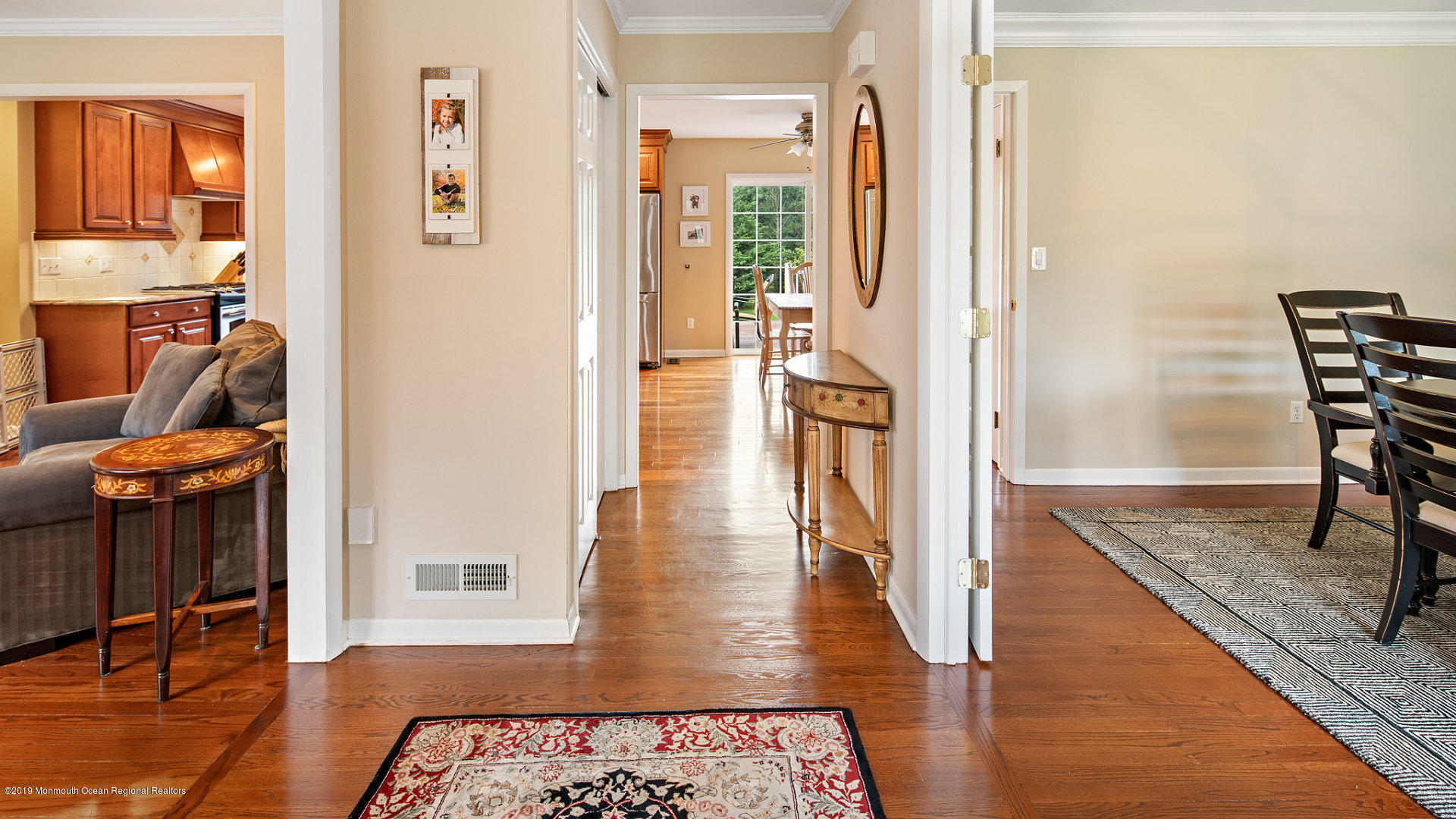 9 Robin Road Holmdel, NJ 07733 - Photo 4 of 29 1920x1080-virtual-tour-68754-photo-15659