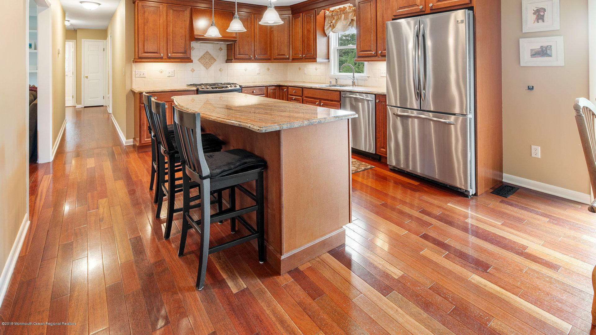 9 Robin Road Holmdel, NJ 07733 - Photo 8 of 29 1920x1080-virtual-tour-68754-photo-15659