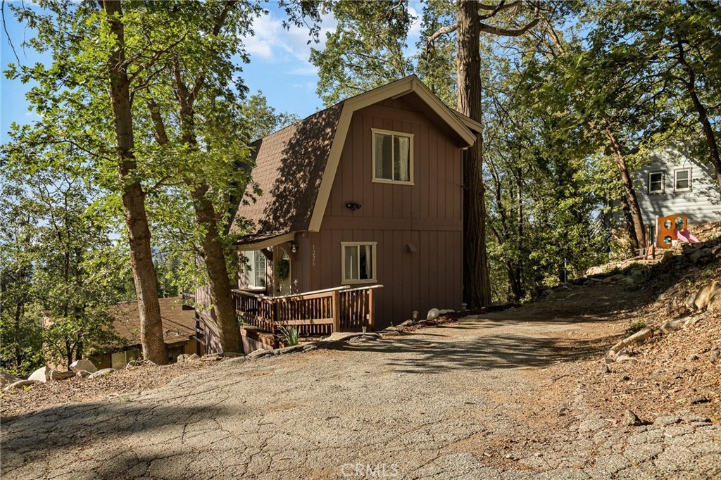 1226 Bridal Path Rimforest, CA 92378 - Photo 28 of 28