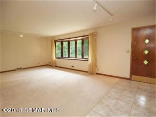 518 1/2 4th Street Southwest Rochester, MN 55902 - Photo 8 of 27