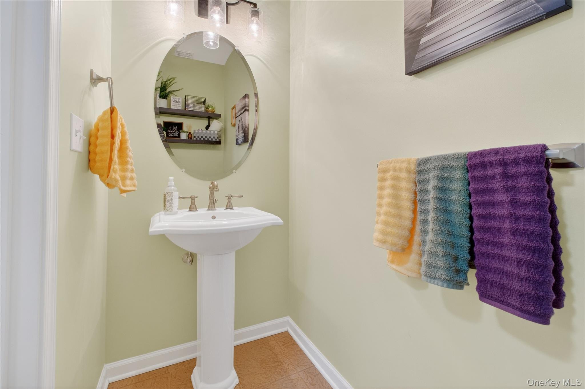 733 Huntington Drive Fishkill, NY 12524 - Photo 18 of 18 Half Bathroom