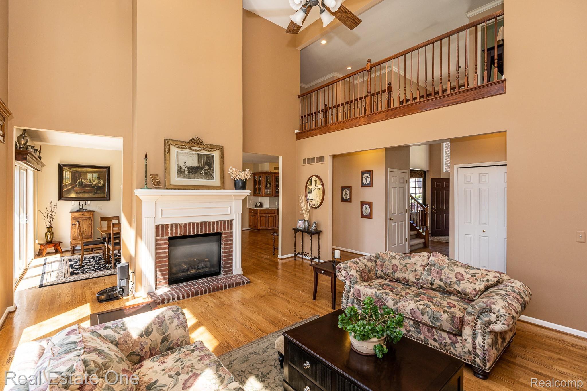 1844 Cloverdale Drive Rochester, MI 48307 - Photo 15 of 62 1844 Cloverdale MLS-W010.jpg