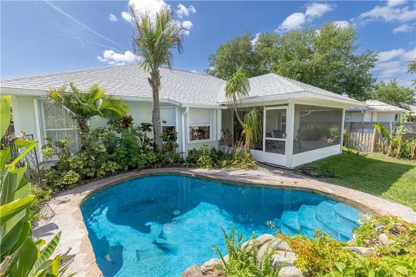 $399,900 | 474 Ponoka Street, Sebastian, FL 32958