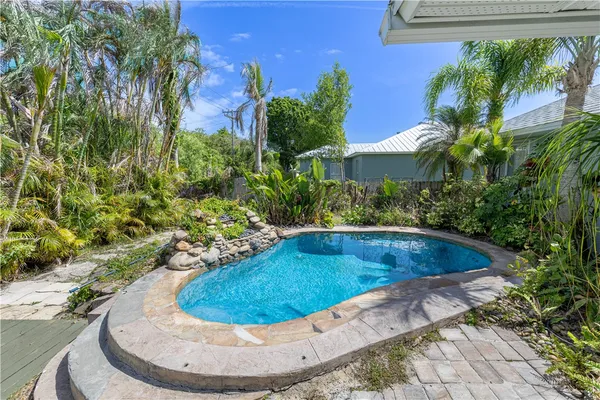 $399,900 | 474 Ponoka Street, Sebastian, FL 32958