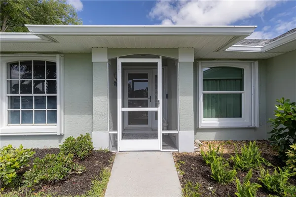 $399,900 | 474 Ponoka Street, Sebastian, FL 32958