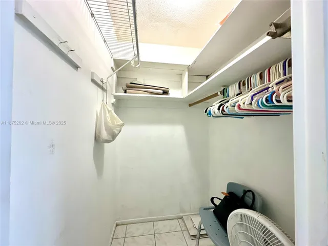 $95,900 | 5300 Washington Street, Unit A139, Hollywood, FL 33021