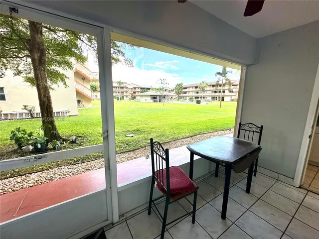 $95,900 | 5300 Washington Street, Unit A139, Hollywood, FL 33021
