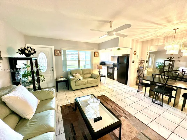 $95,900 | 5300 Washington Street, Unit A139, Hollywood, FL 33021
